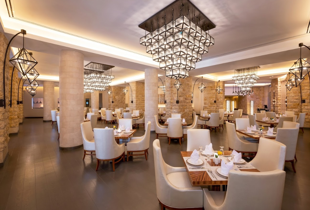 مطعم صحتين