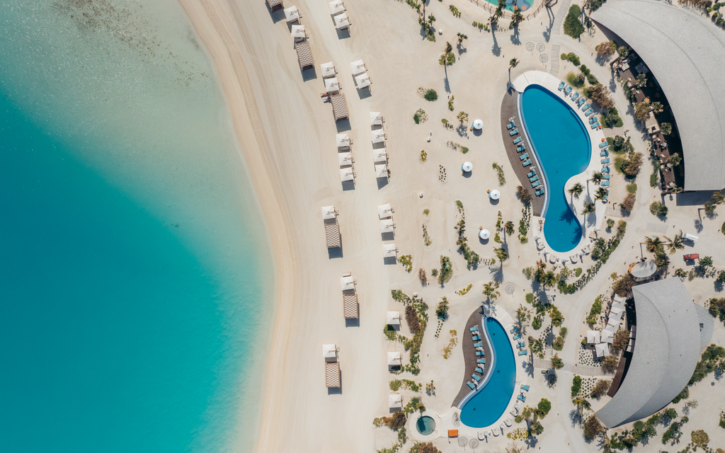 الهروب من رمال العلا إلى جزر البحر الأحمر