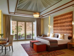 Villa with Pool