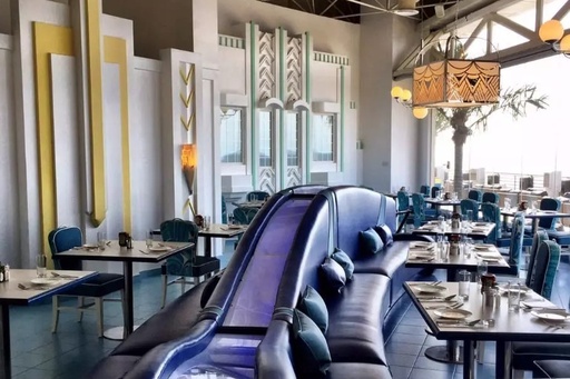 مطعم المحيط الأزرق