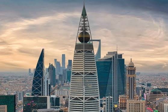 Al Faisaliah Tower Sky Bridge.