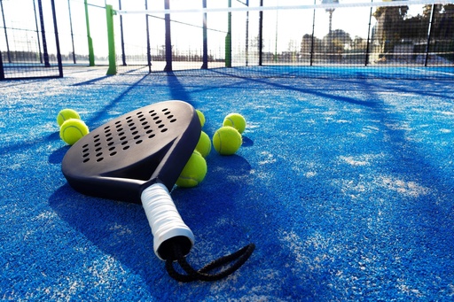 [D010172] Padel court experiences